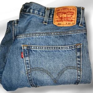 Levi's Blue Straight Jeans Classic Denim Style